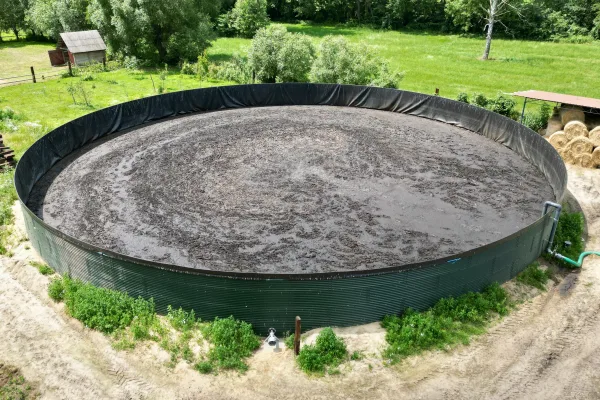 Zbiornik 2316 m³ - GNOJOWICA - 2316 m3 - woj. wielkopolskie