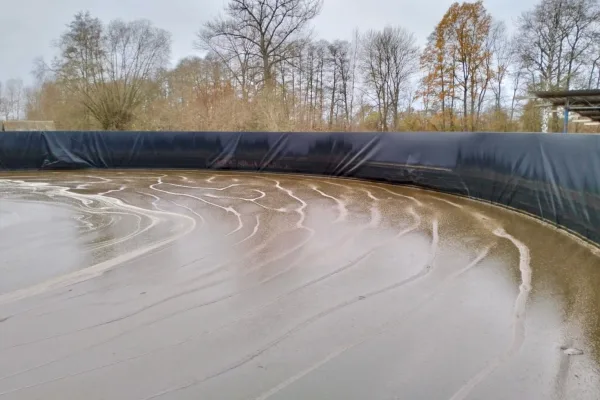 Typ zbiornika GNOJOWICA, pojemność: 2316 m3, woj. wielkopolskie. Przeznaczenie: gnojówka, gnojowica, poferment