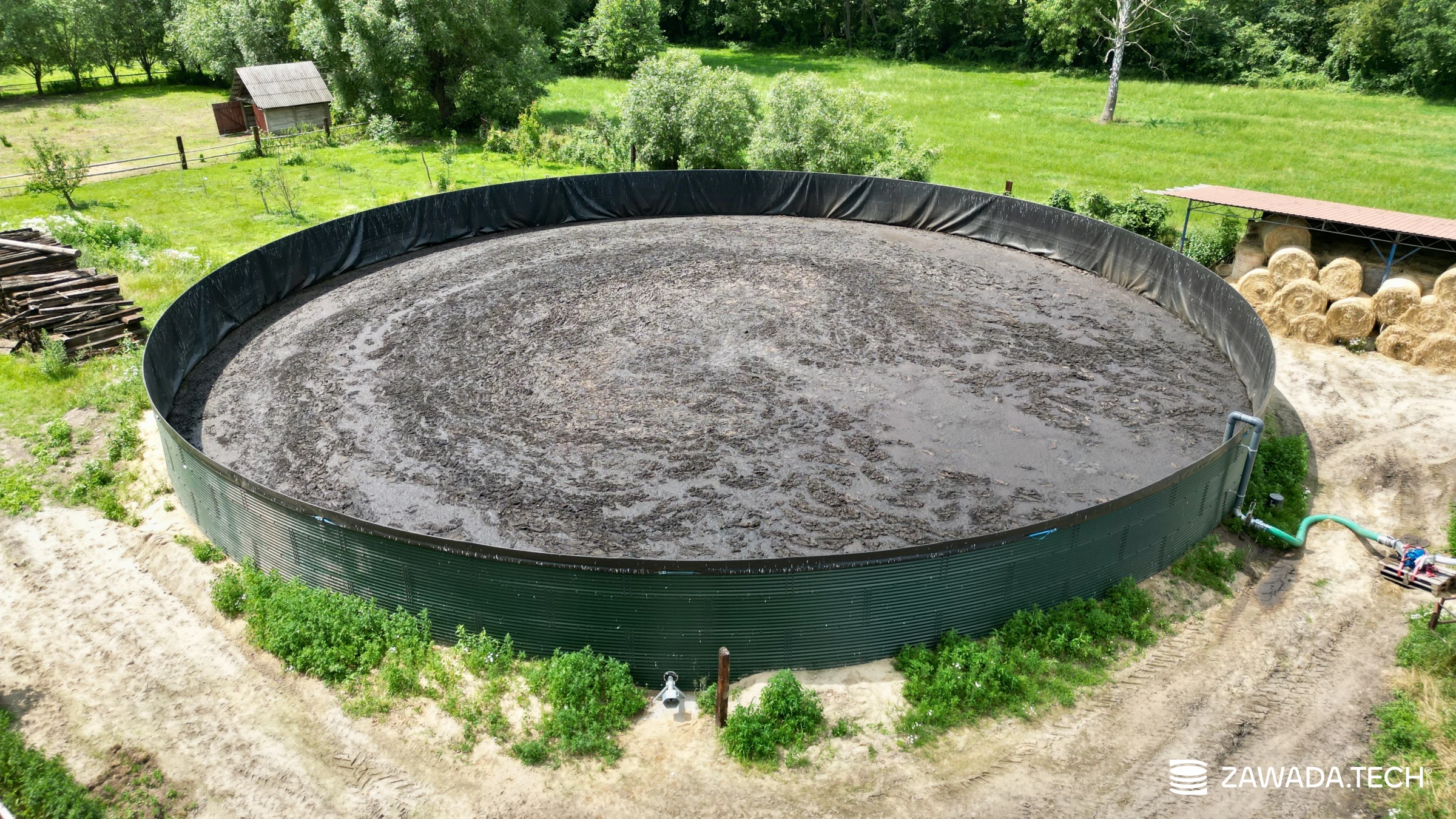 Typ zbiornika GNOJOWICA, pojemność: 2316 m3, woj. wielkopolskie. Przeznaczenie: gnojówka, gnojowica, poferment