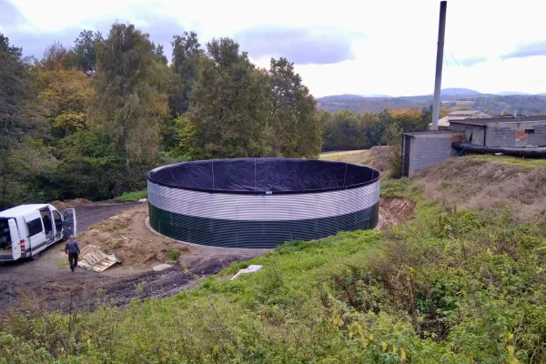 Typ zbiornika STANDARD, pojemność: 579 m3, woj. małopolskie. Przeznaczenie: woda deszczowa, gruntowa