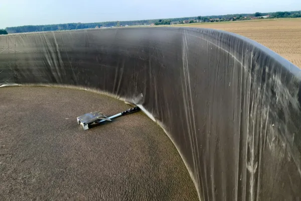 Typ zbiornika GNOJOWICA, pojemność: 1826 m3, woj. wielkopolskie. Przeznaczenie: gnojówka, gnojowica, poferment