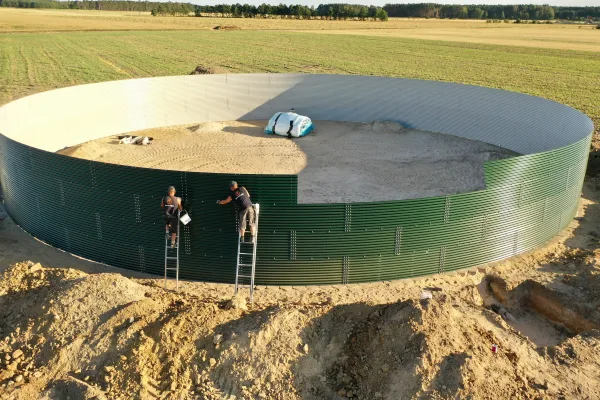 Typ zbiornika GNOJOWICA, pojemność: 1826 m3, woj. wielkopolskie. Przeznaczenie: gnojówka, gnojowica, poferment