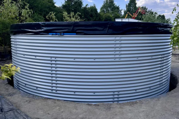 Typ zbiornika STANDARD, pojemność: 54 m3, woj. świętokrzyskie. Przeznaczenie: woda deszczowa, gruntowa