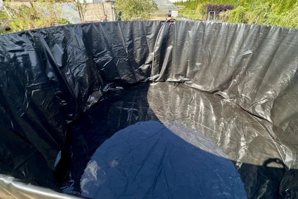 Typ zbiornika STANDARD, pojemność: 54 m3, woj. świętokrzyskie. Przeznaczenie: woda deszczowa, gruntowa