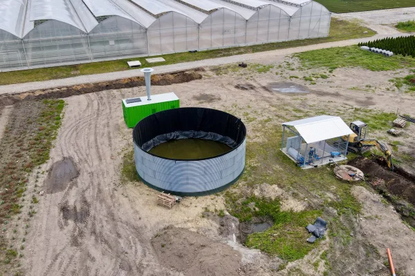 Typ zbiornika STANDARD, pojemność: 303 m3, woj. śląskie. Przeznaczenie: woda deszczowa, gruntowa