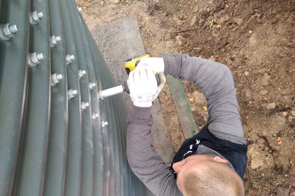 Typ zbiornika STANDARD, pojemność: 50 m3, woj. zachodniopomorskie. Przeznaczenie: woda deszczowa, gruntowa