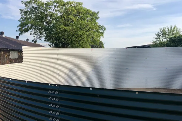 Typ zbiornika STANDARD, pojemność: 586 m3, woj. mazowieckie. Przeznaczenie: popłuczyny z mycia warzyw w zakładzie produkcyjnym