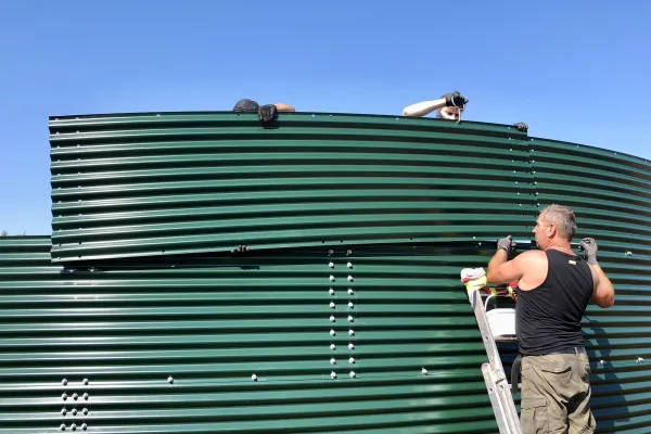 Typ zbiornika STANDARD, pojemność: 586 m3, woj. mazowieckie. Przeznaczenie: popłuczyny z mycia warzyw w zakładzie produkcyjnym