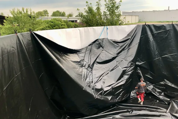 Typ zbiornika STANDARD, pojemność: 586 m3, woj. mazowieckie. Przeznaczenie: popłuczyny z mycia warzyw w zakładzie produkcyjnym