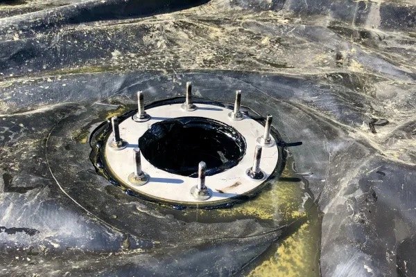 Typ zbiornika STANDARD, pojemność: 586 m3, woj. mazowieckie. Przeznaczenie: popłuczyny z mycia warzyw w zakładzie produkcyjnym