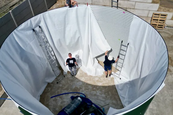 Typ zbiornika STANDARD, pojemność: 90 m3, woj. wielkopolskie. Przeznaczenie: woda deszczowa, gruntowa, technologiczna, PPOŻ