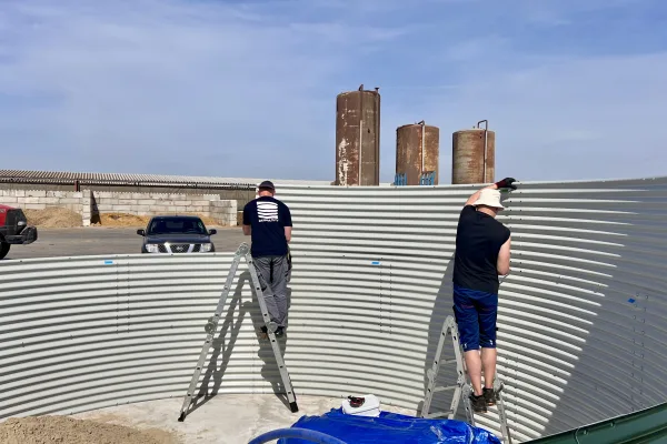 Typ zbiornika STANDARD, pojemność: 90 m3, woj. wielkopolskie. Przeznaczenie: woda deszczowa, gruntowa, technologiczna, PPOŻ