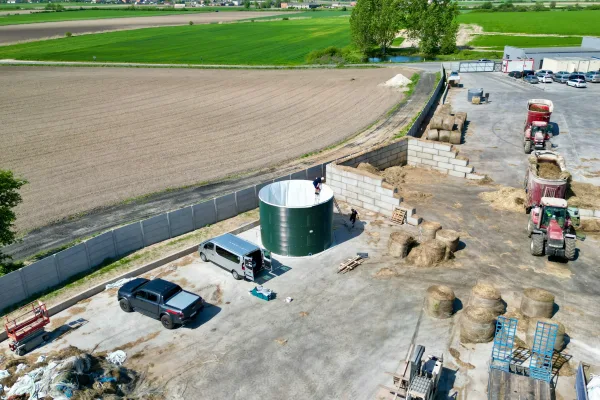 Typ zbiornika STANDARD, pojemność: 90 m3, woj. wielkopolskie. Przeznaczenie: woda deszczowa, gruntowa, technologiczna, PPOŻ