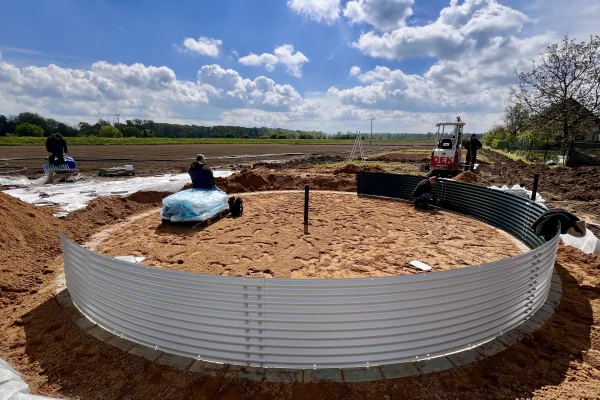 Typ zbiornika STANDARD, pojemność: 162 m3. Przeznaczenie: woda deszczowa, gruntowa