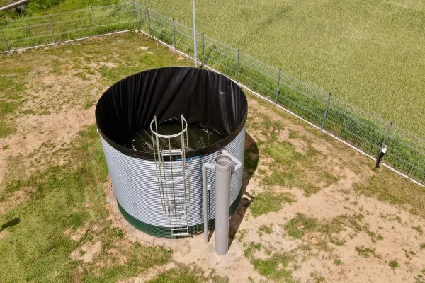 Typ zbiornika STANDARD, pojemność: 75 m3, woj. opolskie. Przeznaczenie: woda deszczowa, gruntowa