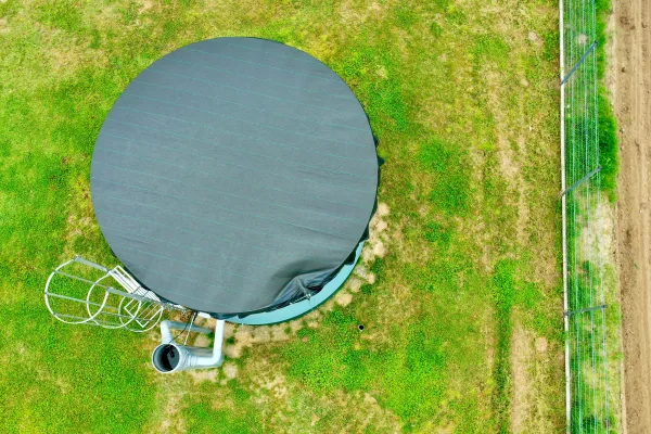 Typ zbiornika STANDARD, pojemność: 75 m3, woj. opolskie. Przeznaczenie: woda deszczowa, gruntowa