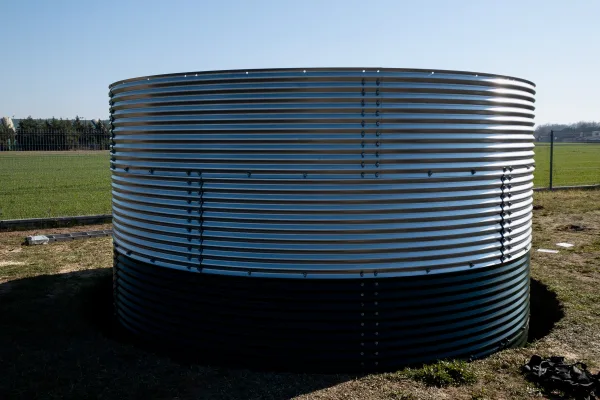 Typ zbiornika STANDARD, pojemność: 75 m3, woj. opolskie. Przeznaczenie: woda deszczowa, gruntowa